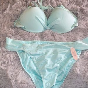 Victoria’s Secret mint bikini set